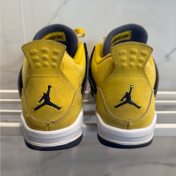 Air Jordan 4 Retro Lightening sneakers, sz 6.5Y, EUC but gently worn! - Picture 3 of 13